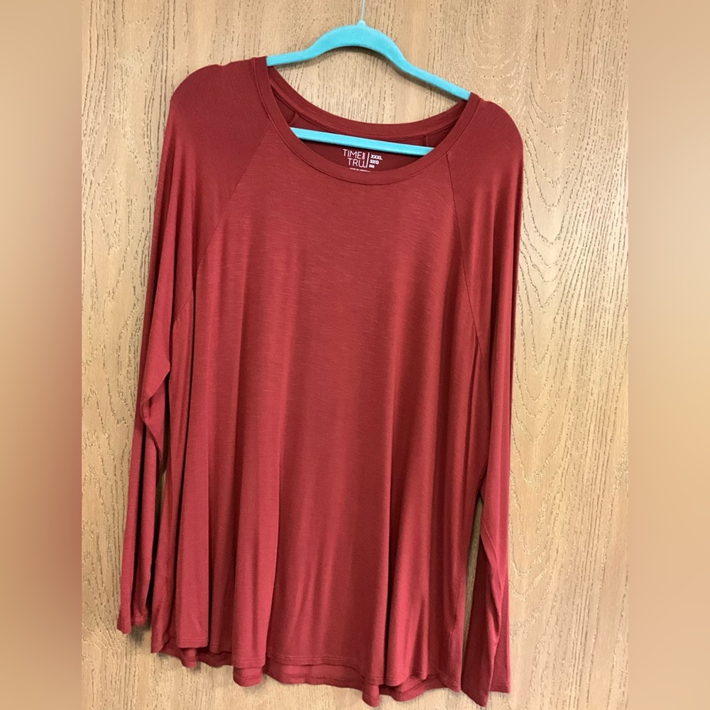 Time and Tru Women's Rust Long Sleeve Tee